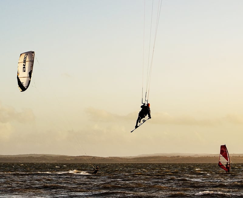 Come scegliere l'attrezzatura da kitesurf | Point Break